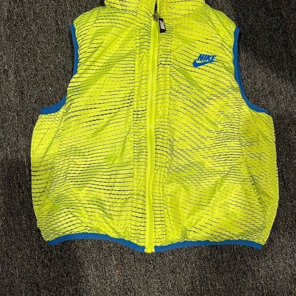 Nike Kids Blue Puffer Vest reversible size 7 - Picture 3 of 4